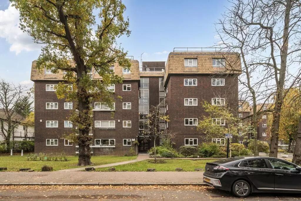 Main image of property: Lodge Close, Edgware, HA8