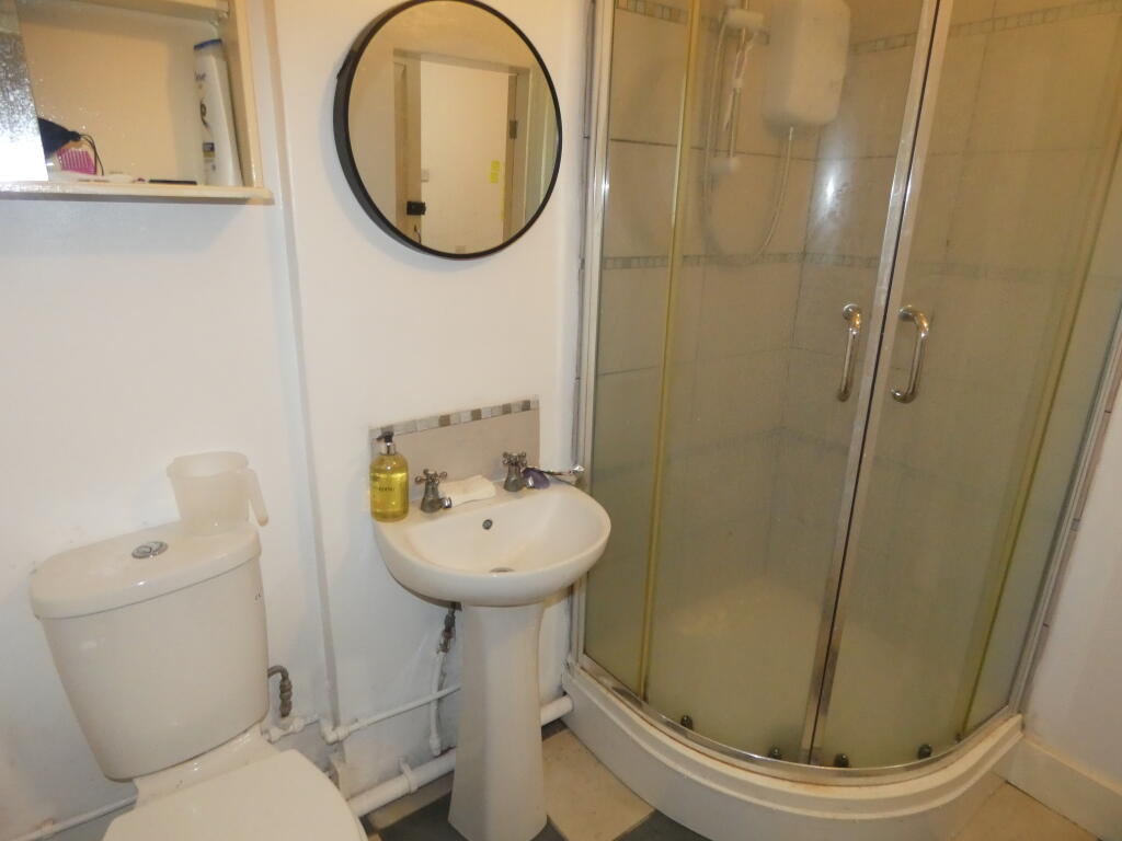 Additional image 5 of High Street, London Colney