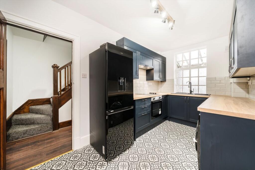 Main image of property: Green Lanes, London