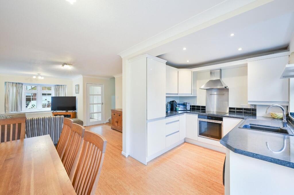 Outwood Lane, Chipstead, CR5 - View 3