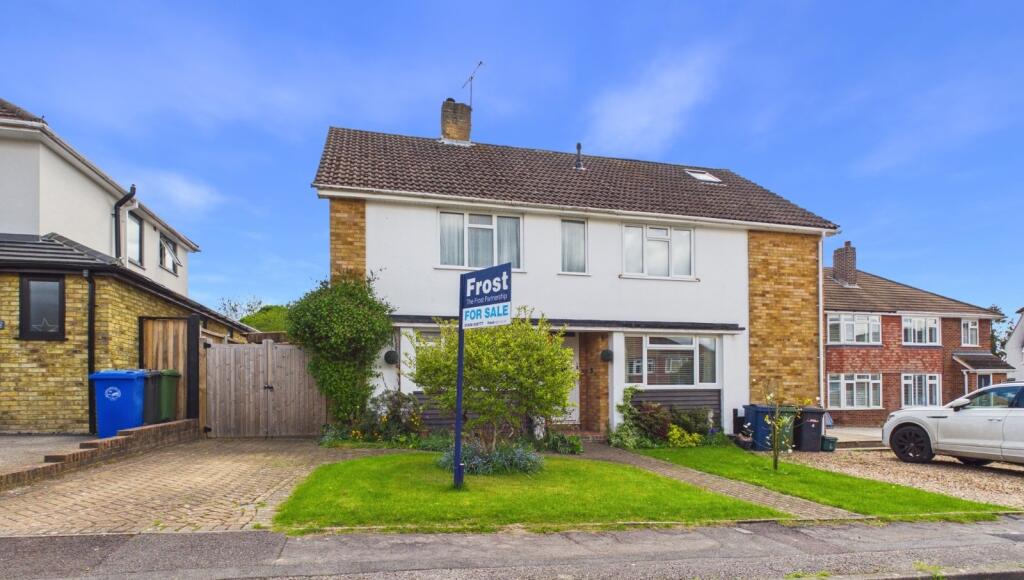 Main image of property: Meadow Walk, Bourne End, Buckinghamshire, SL8