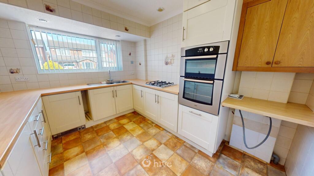 Roxby Close, Bessacarr, Doncaster, DN4 photo 2