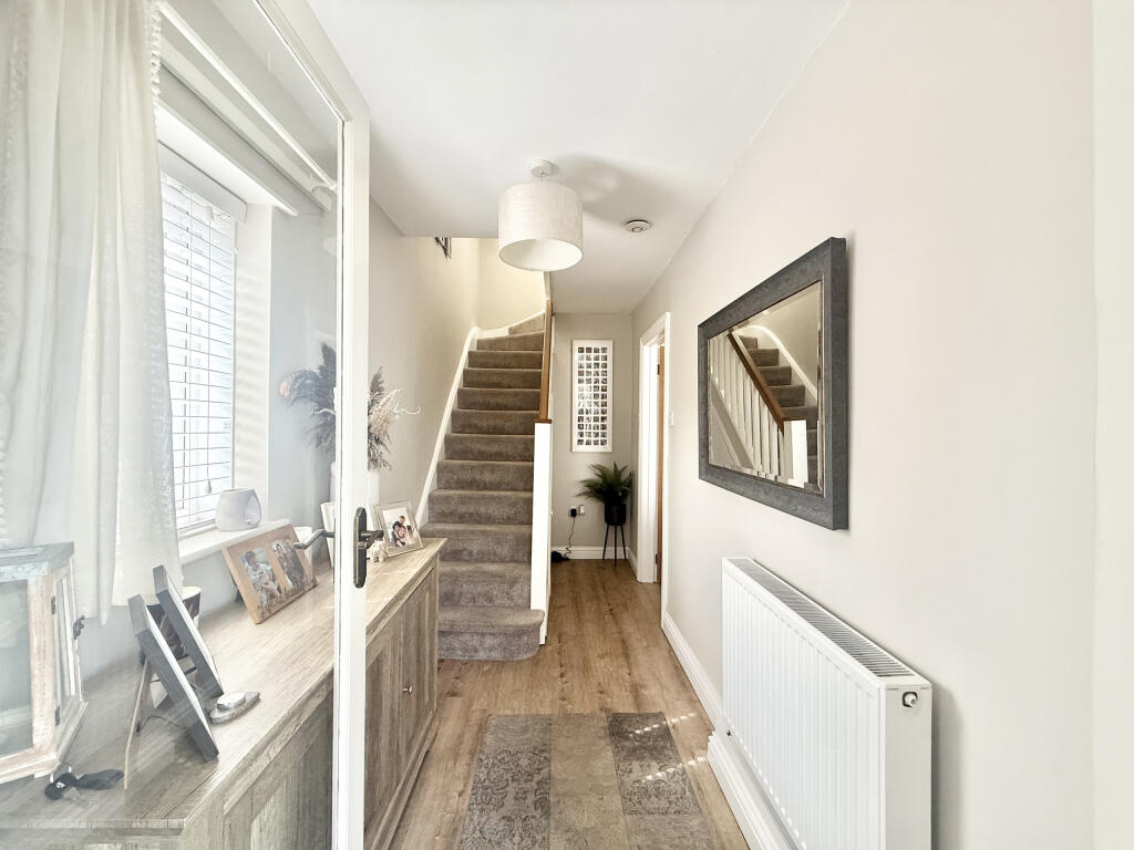 Additional image 3 of Albert Close, Yeovil, Somerset