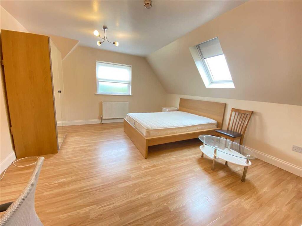Main image of property: Northcote Avenue, Ealing