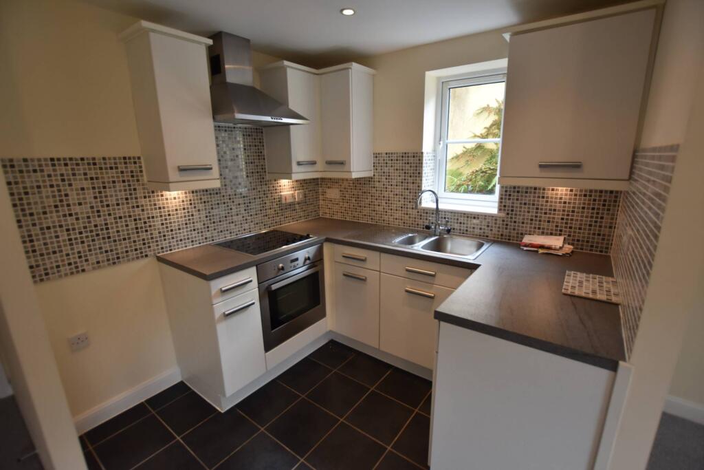 Apartment in Exeter - View 3