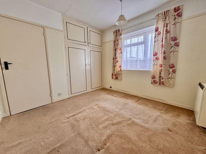 Cranleigh Gardens, Southbourne photo 4