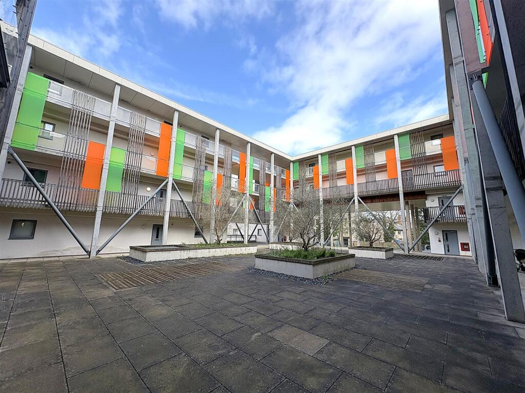 Main image of property: Glenalmond Avenue, Cambridge
