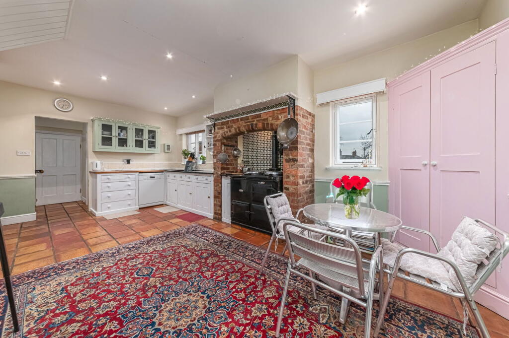 Main Street, East Farndon photo 4