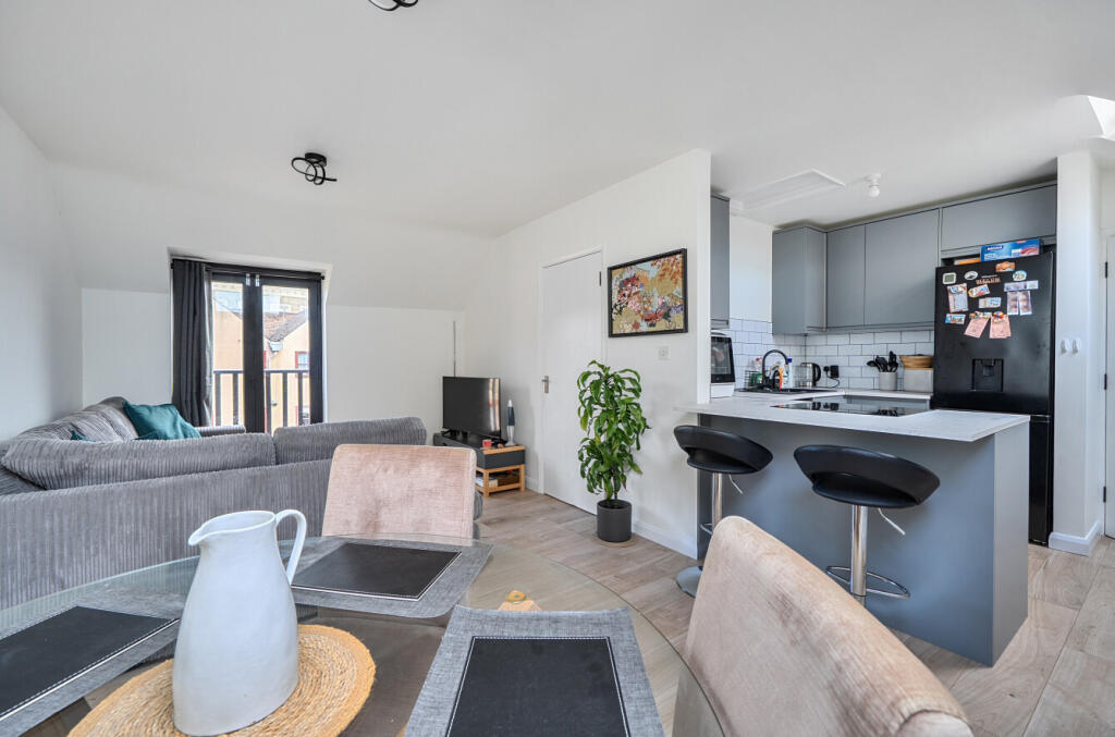Apartment in Peterborough - View 5