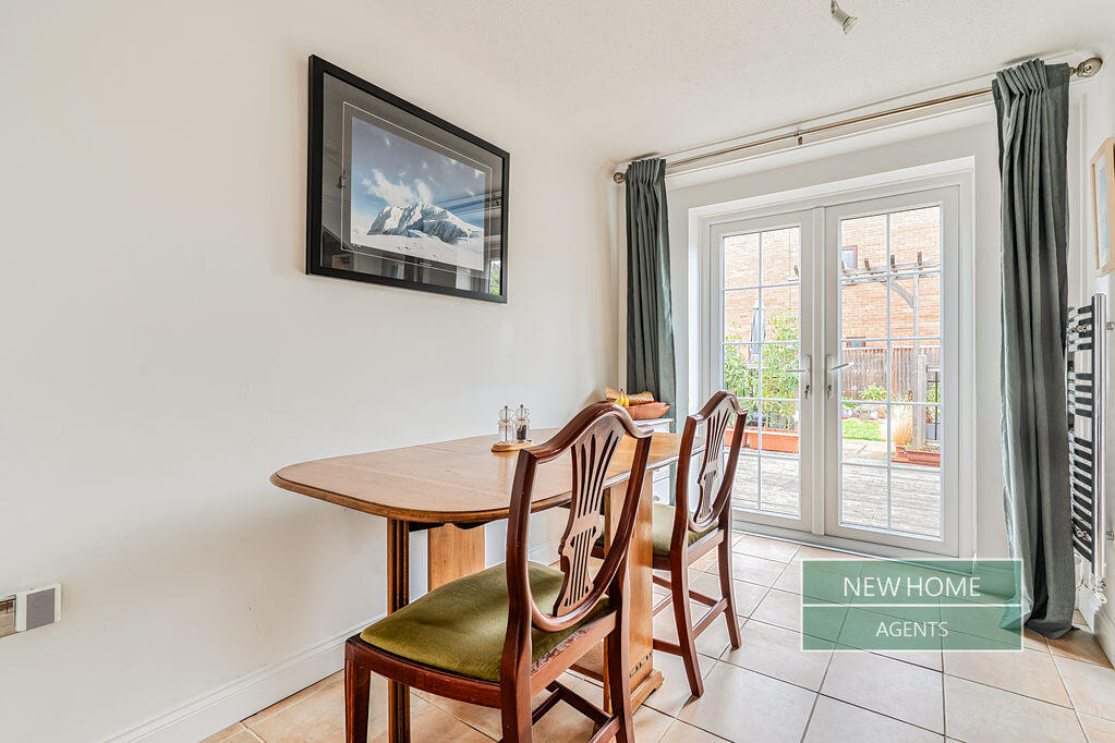 House in Burghfield - View 4