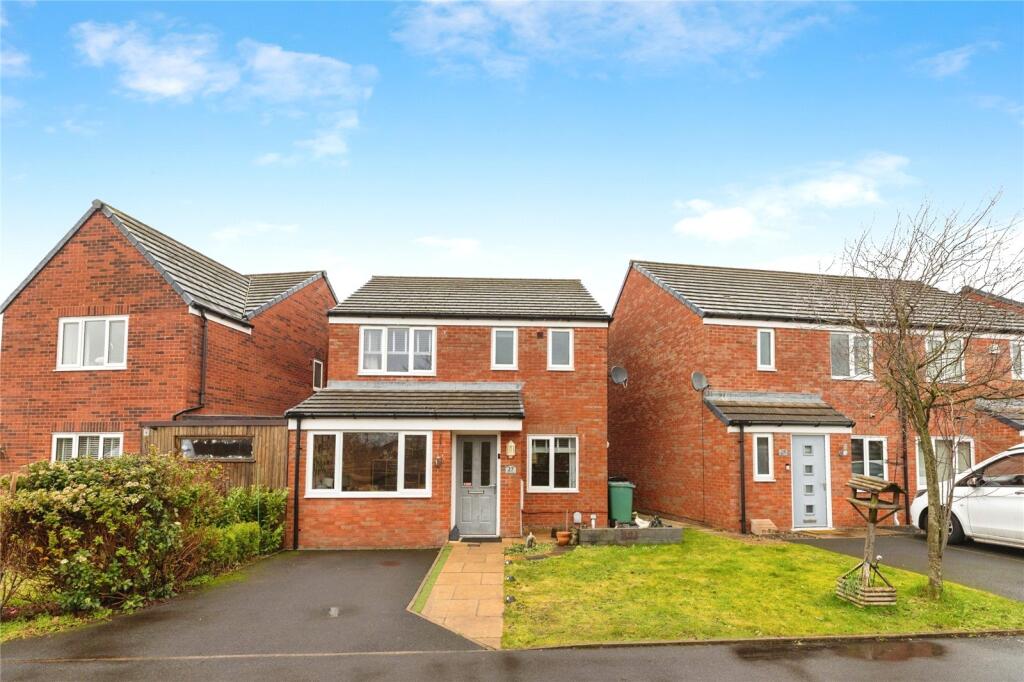 Main image of property: Halls Close, Radcliffe, Manchester, Greater Manchester, M26