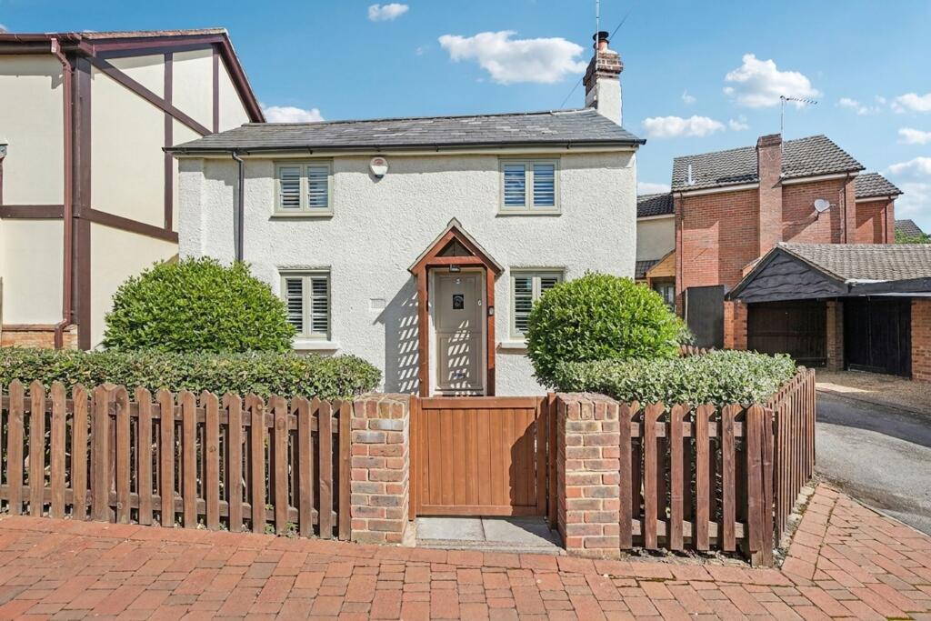 Main image of property: The Pathway, Maulden, MK45