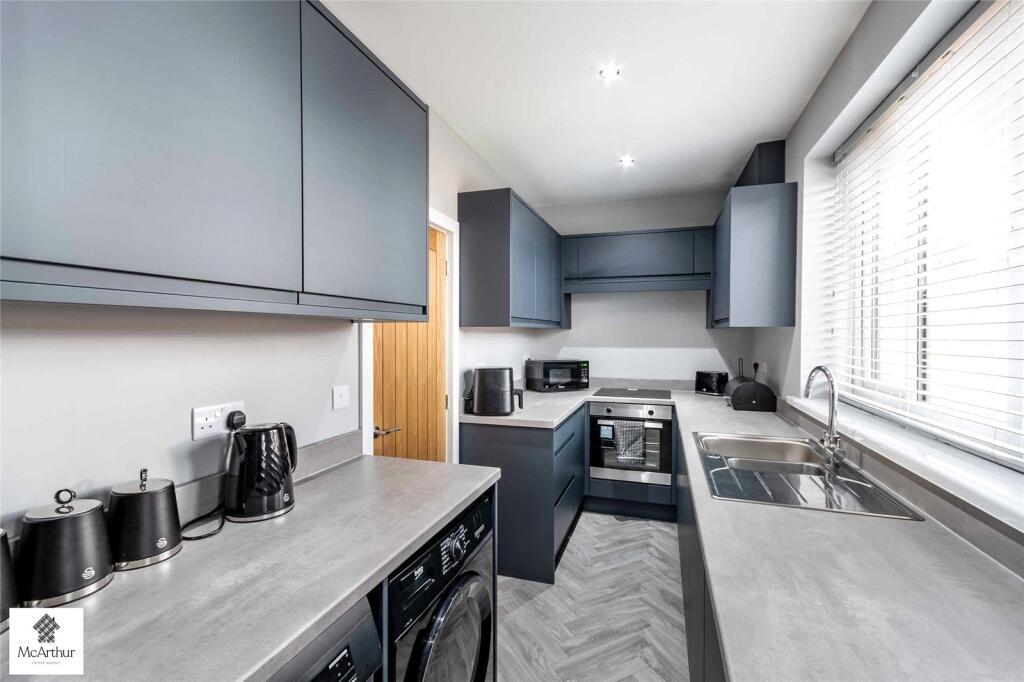 House in Doncaster, Bircotes - View 3