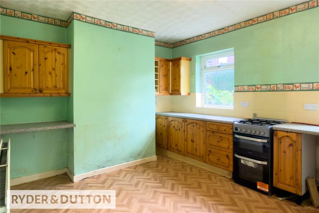 House in Oldham, White Gate - View 4
