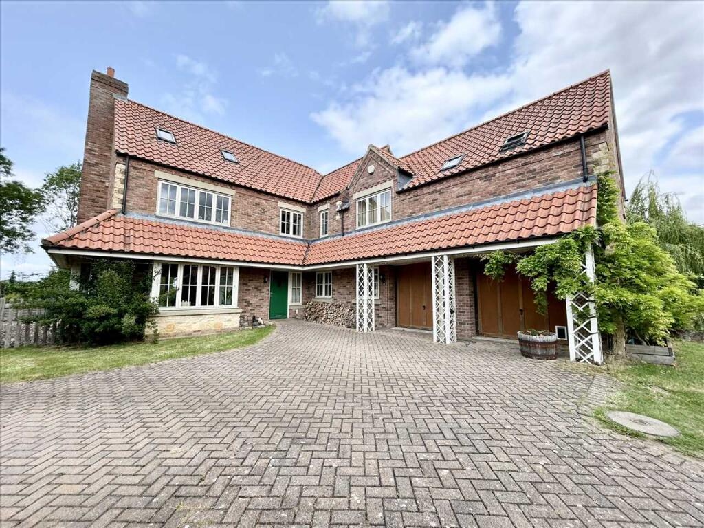 Main image of property: Dovecote Close, Snitterby