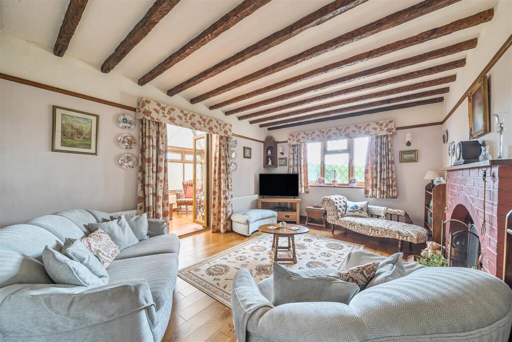 Crockhurst Hill, Worthing, BN13 3EE photo 4