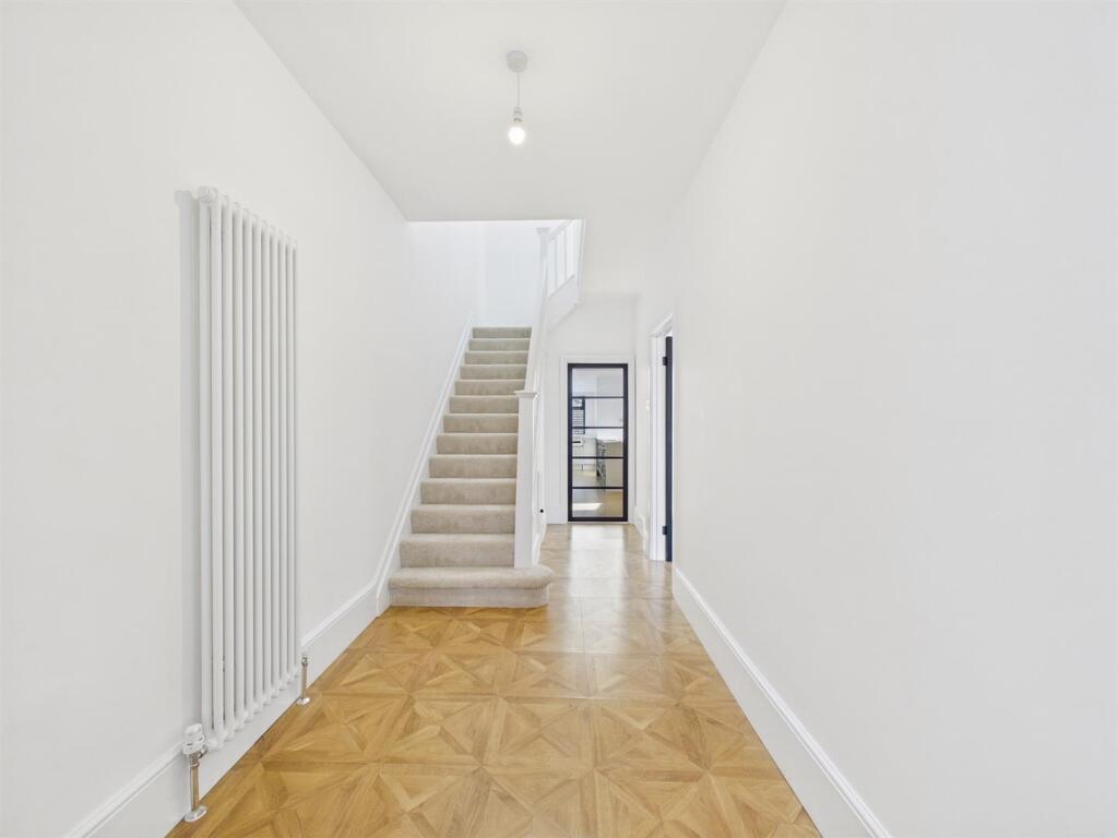 Gordon Terrace, Whitley Bay photo 3