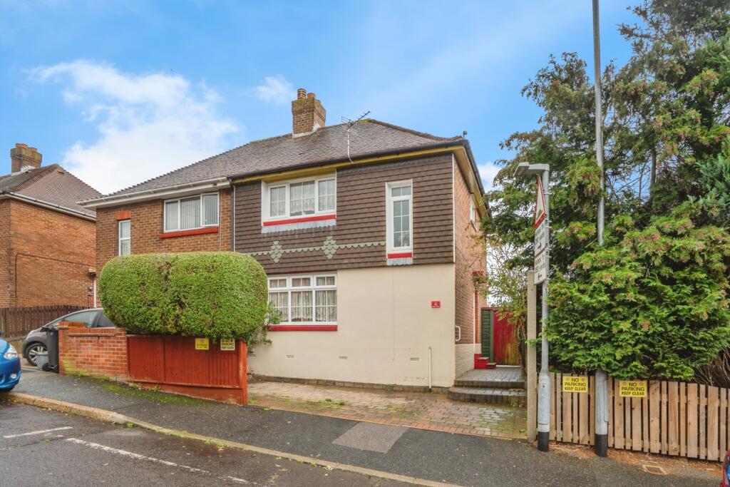 Main image of property: Hadleigh Road, Portsmouth, Hampshire, PO6