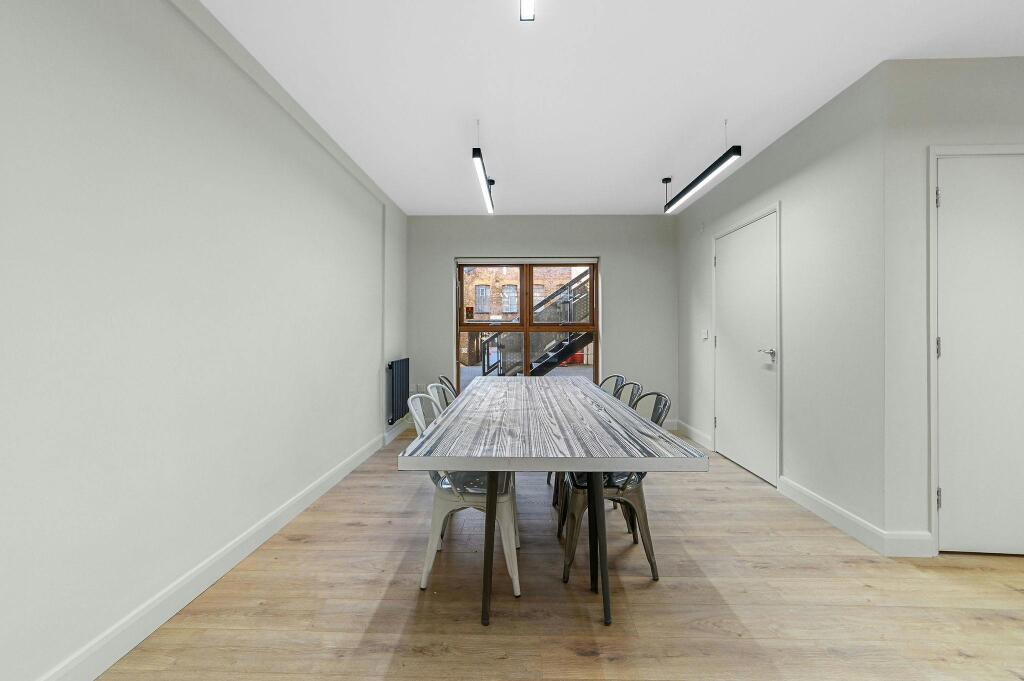 BH-BC-12WatersonStreet-2.JPG