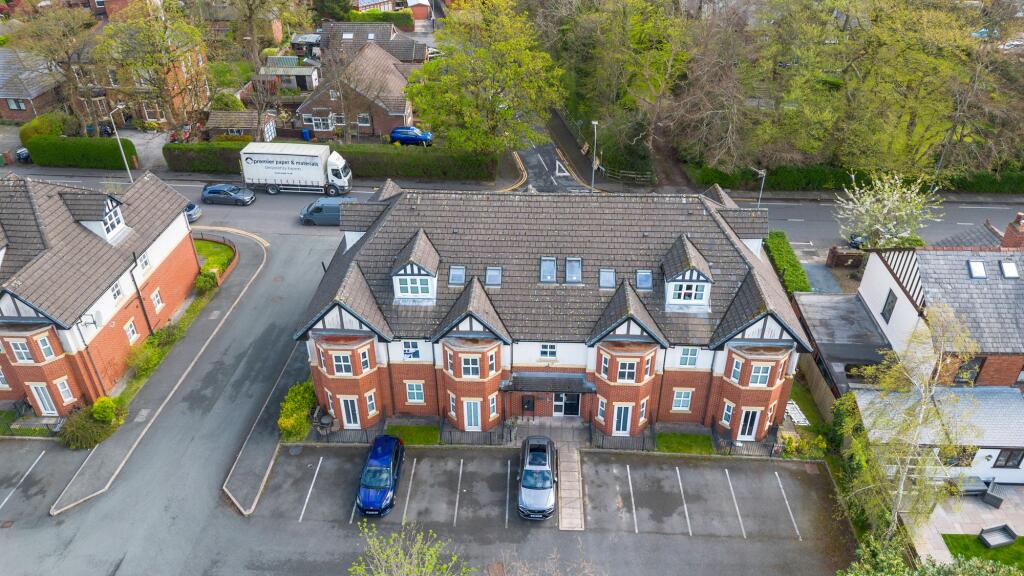 Main image of property: Wigan Road, Ashton-In-Makerfield, WN4