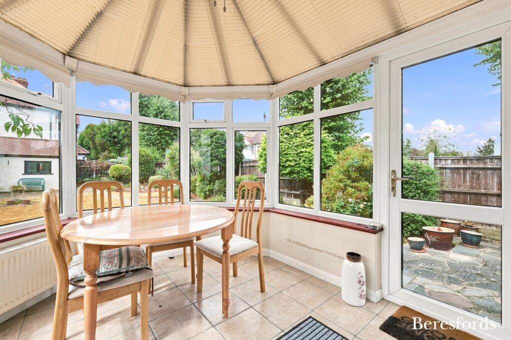 House in Romford - View 5