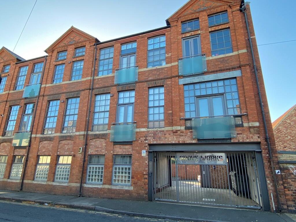 Apartment in Northampton - View 2