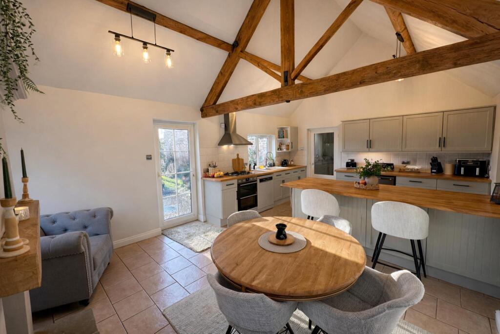 House in York - View 5