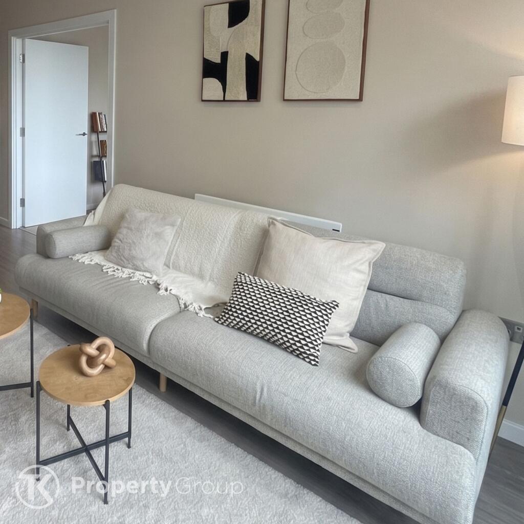 Apartment in Manchester, Hulme - View 5