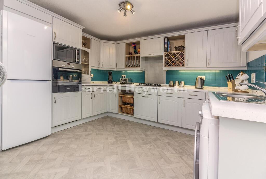 Wardle Court, Whittle Le Woods, Chorley photo 4