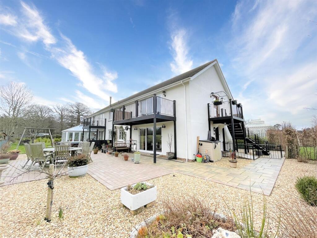 York Avenue, East Cowes photo 3