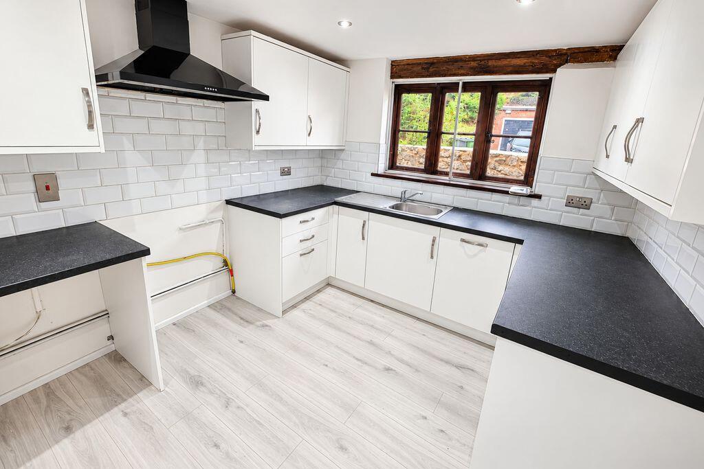 Bearsted, MAIDSTONE, ME14 4PG - More