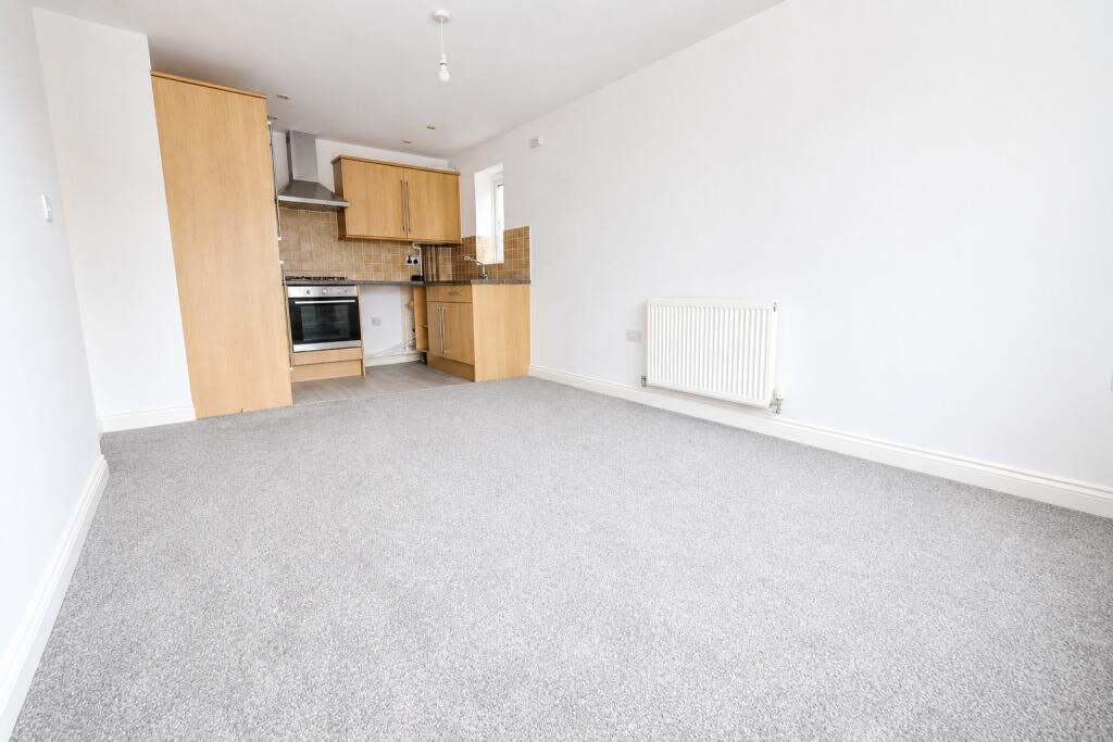 Apartment in Southampton - View 5