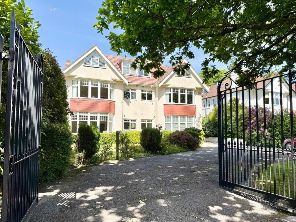 Main image of property: Hamilton Court 35 Spur Hill Avenue, Lower Parkstone, BH14