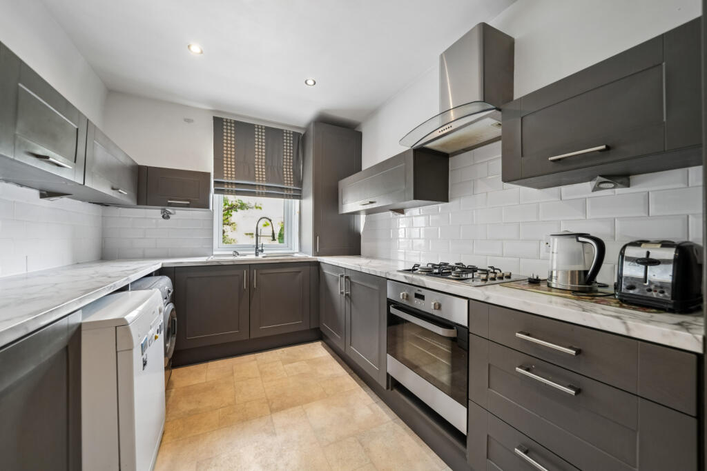 Apartment in Glasgow - View 5