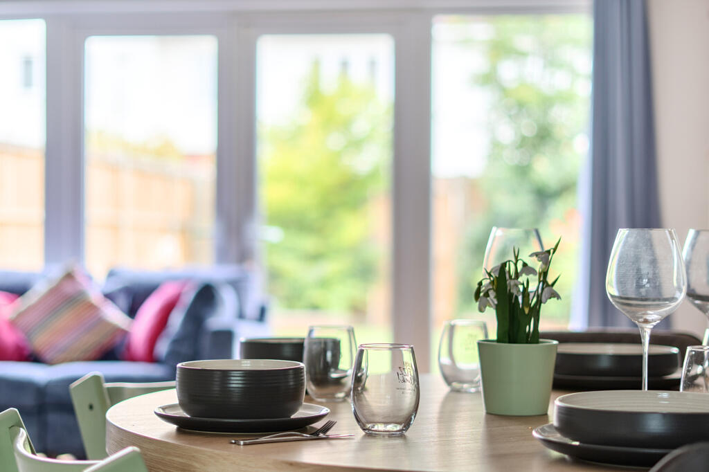 House in Redhill - View 5