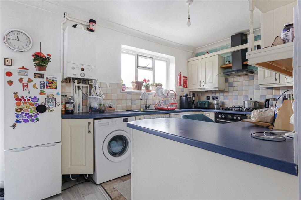 House in Orpington, Leesons, St Paul's Cray - View 3