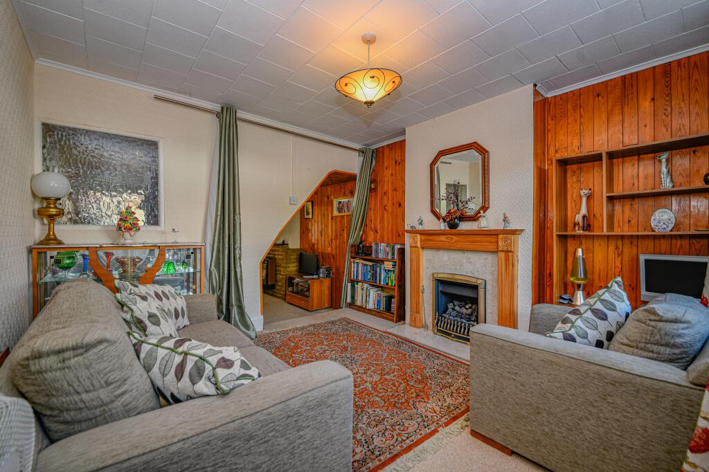House in Eastleigh, Broom Hill, Allbrook - View 2