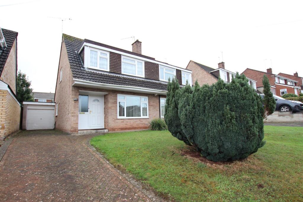 3-bedroom-semi-detached-house-for-sale-in-broadfields-road-broadfields