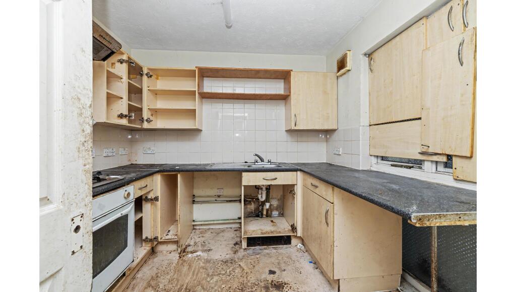 House in London - View 3