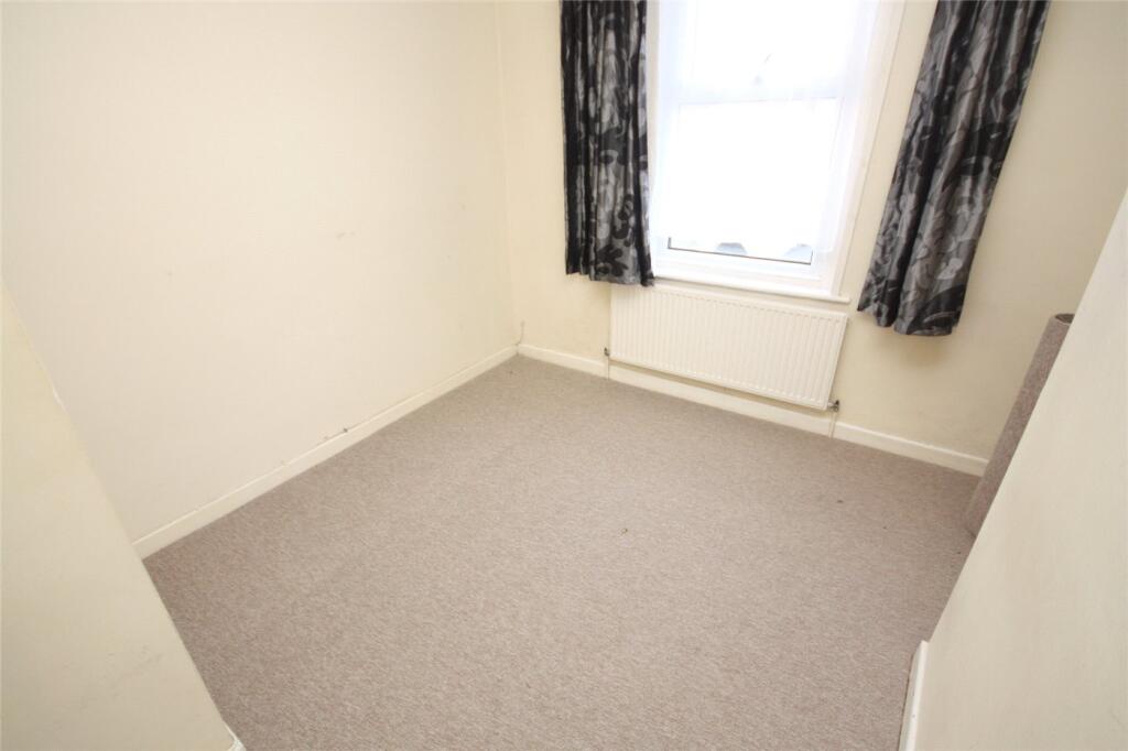 Apartment in Bournemouth, West Cliff - View 4