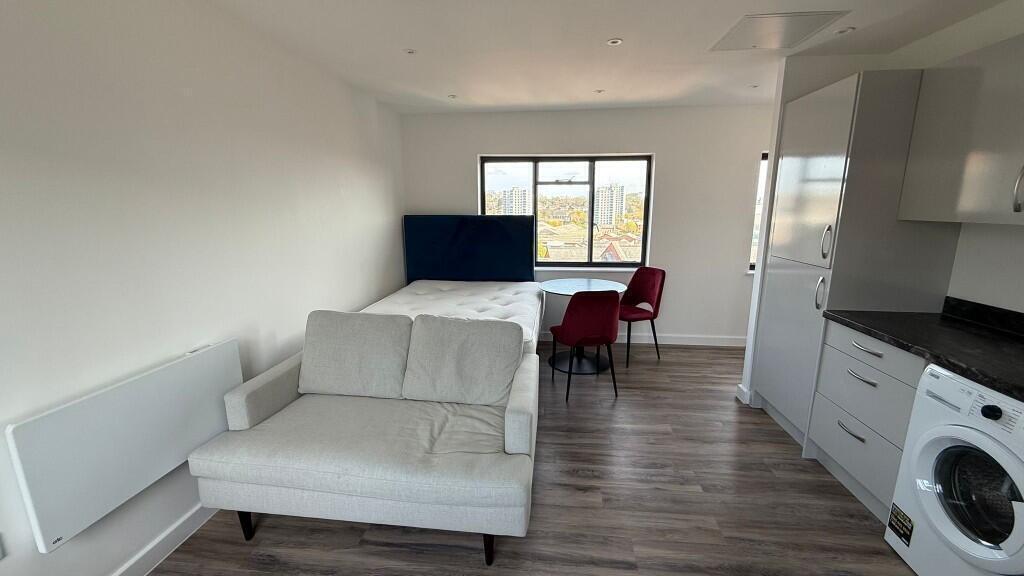 Main image of property: Short Hill, Nottingham, Nottinghamshire, NG1