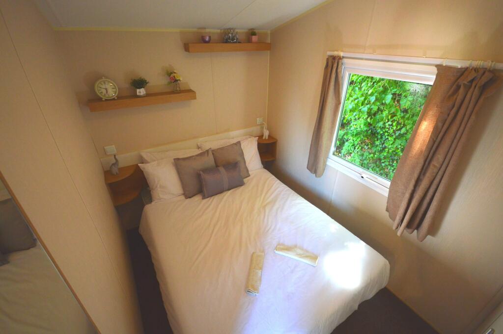2014 Willerby Vacation, Dawlish Sands Holiday Park, Dawlish Warren, Devon, EX7 0PG - View 3