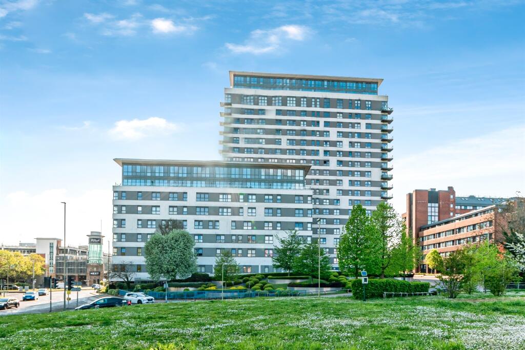 Main image of property: Alencon Link, Basingstoke