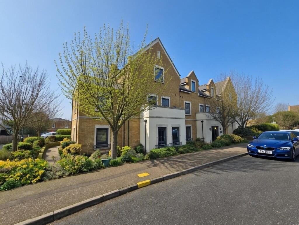 Main image of property: St. Georges Lane, SS3