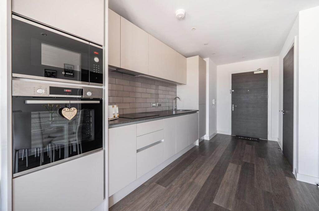 Apartment in Manchester - More