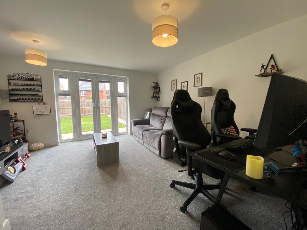 Maul Field Close, Crewe - View 6