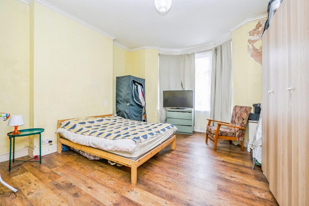 House in Cardiff, Roath - View 5