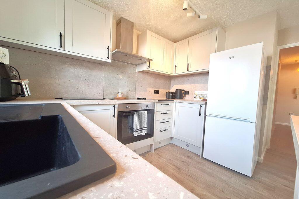 Apartment in Bristol, St Georges - View 3
