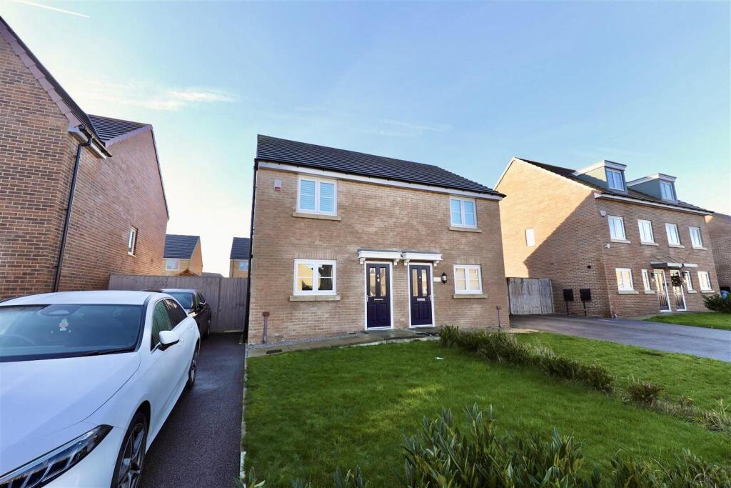 Main image of property: Waudby Way, Hull