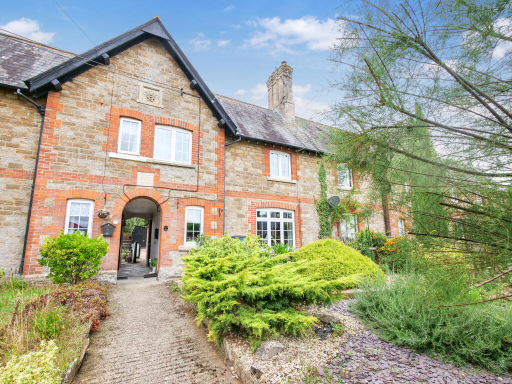 Main image of property: Westminster Buildings, Stalbridge